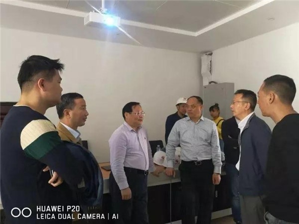 1544077845259697.jpg 101.jpg