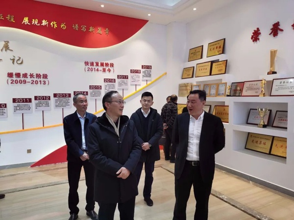 1610678894418939.jpg 青云譜區(qū)委常委統(tǒng)戰(zhàn)部部長黃云松蒞臨南昌市政建設調研指導工作6001.jpg