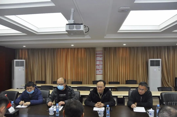 1610678930335782.jpg 青云譜區(qū)委常委統(tǒng)戰(zhàn)部部長黃云松蒞臨南昌市政建設調研指導工作6004.jpg