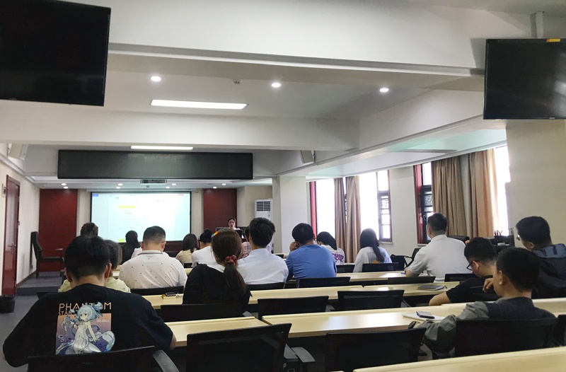 1624345005465199.jpg 南昌市政建設(shè)集團(tuán)財(cái)務(wù)部組織召開(kāi)宣貫預(yù)算管理辦法及部署-2021-年預(yù)算調(diào)整工作會(huì)8001.jpg