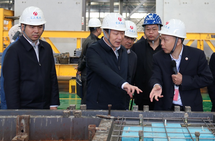 1636600725558822.jpg 江西省副省長(zhǎng)張鴻星南昌市政遠(yuǎn)大調(diào)研裝配式建筑691.jpg