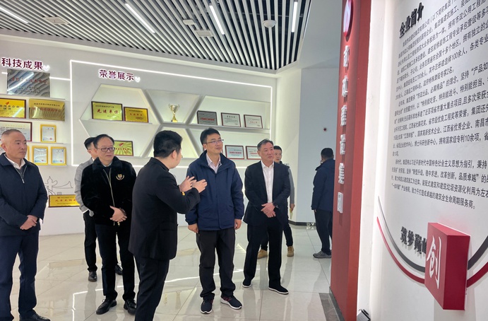 市政公用集團副總經(jīng)理楊閑冬攜集團安監(jiān)(信訪)部到公司調(diào)研指導安全穩(wěn)定工作 市政公用集團副總經(jīng)理楊閑冬攜集團安監(jiān)(信訪)部到公司調(diào)研指導安全穩(wěn)定工作