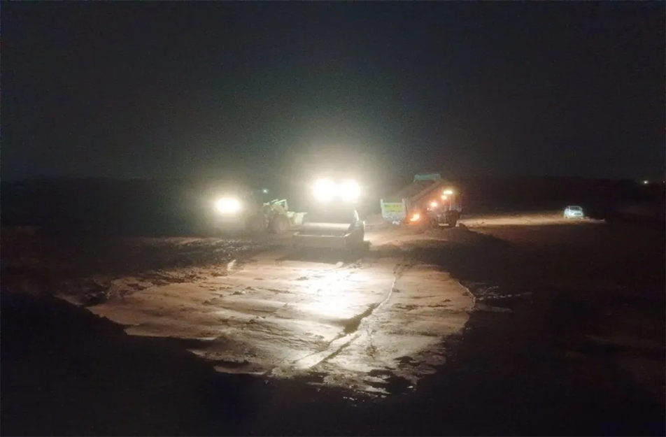 贛江新區(qū)云翔大道建設(shè)進(jìn)展:分秒必爭沖刺通車目標(biāo) | 南昌市政建設(shè)集團(tuán)攻堅(jiān)紀(jì)實(shí) 贛江新區(qū)云翔大道建設(shè)進(jìn)展:分秒必爭沖刺通車目標(biāo) | 南昌市政建設(shè)集團(tuán)攻堅(jiān)紀(jì)實(shí)